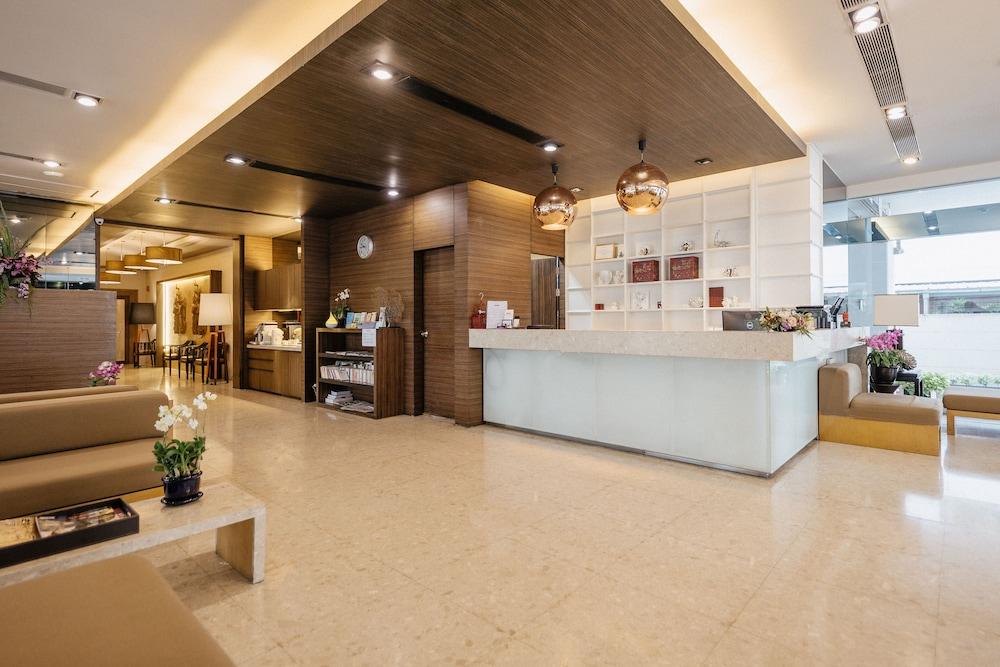 Cnc Residence Банкок Екстериор снимка